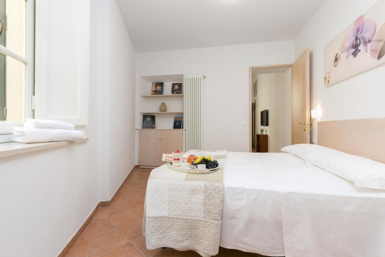 Appartamento Walking 4 Firenze Esterno foto